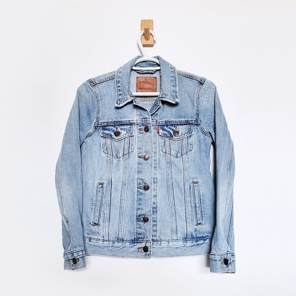 Levi's Boyfriend Trucker Medium Blue Jacket - Size XS - Picture 3 of 11